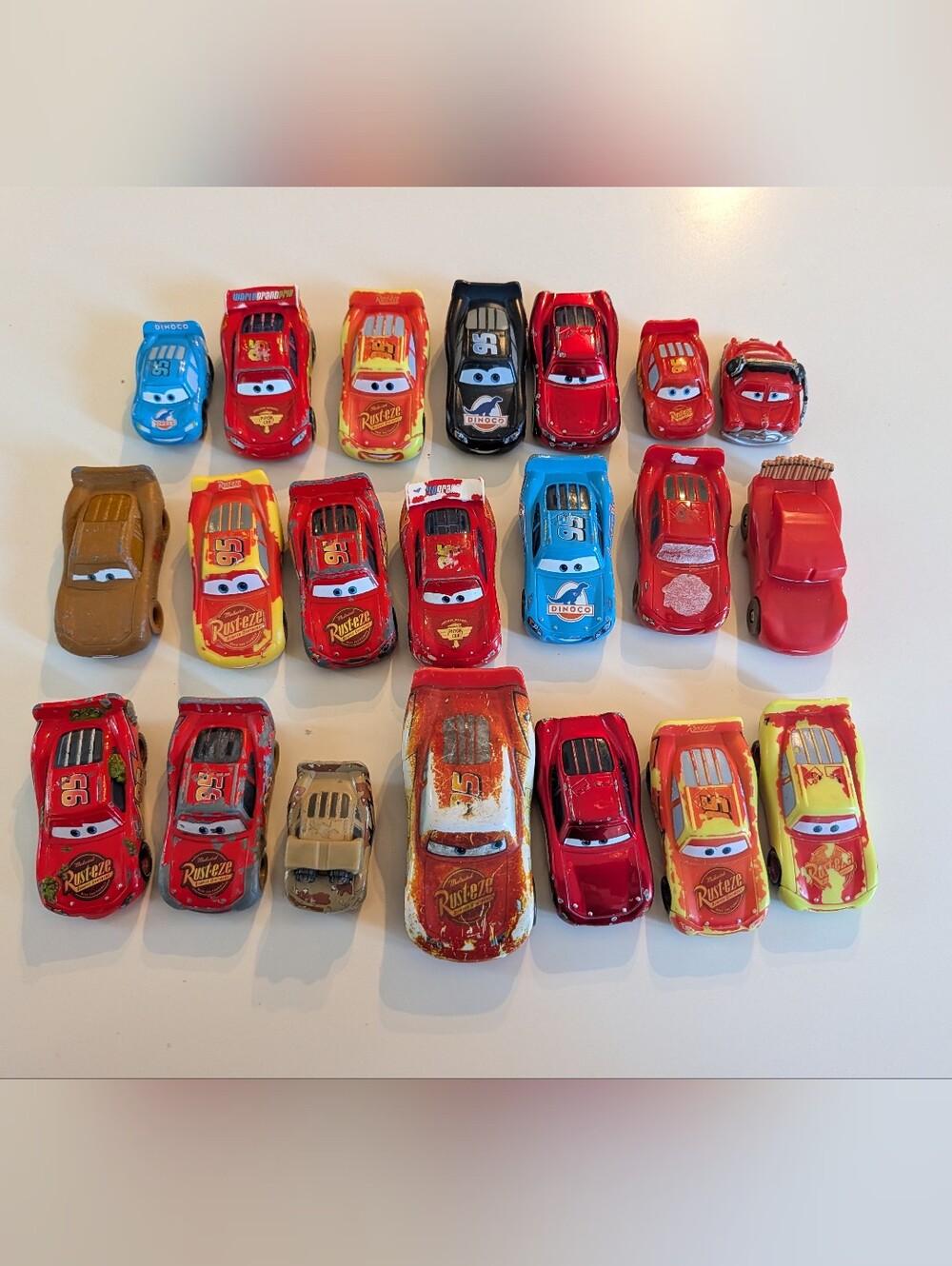 Disney Pixar Cars Lightning McQueen Lot Of 21